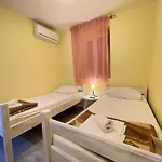 Апартаменты Old Town Insula Задар